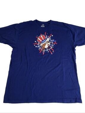 Buc-ee's Short Sleeve Crew Neck Tshirt 4th of July Land of the Free Beaver L